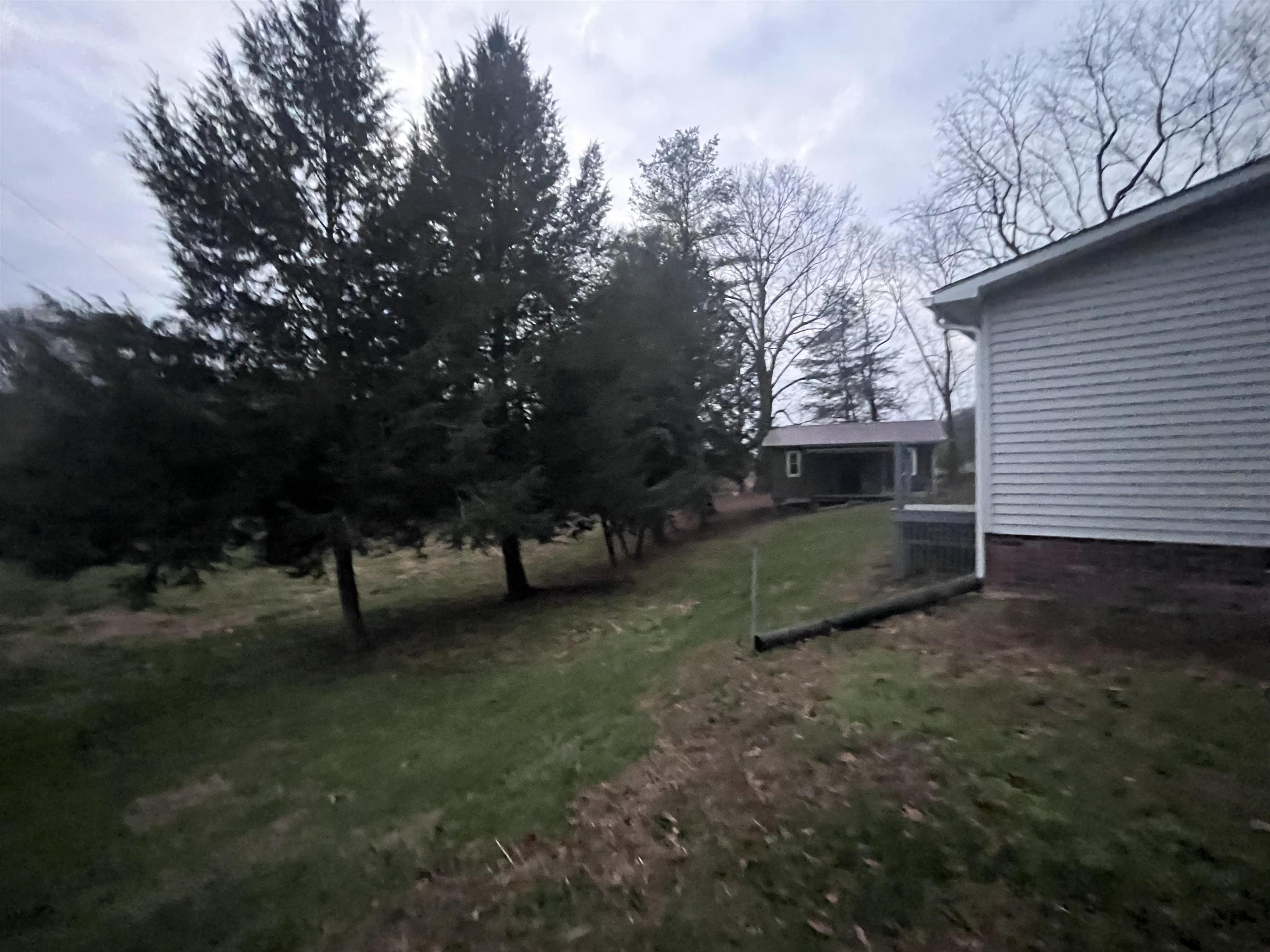 2107 Laurel Road Greenup, KY 41144 - Photo 7 of 29 Gallery Image 7