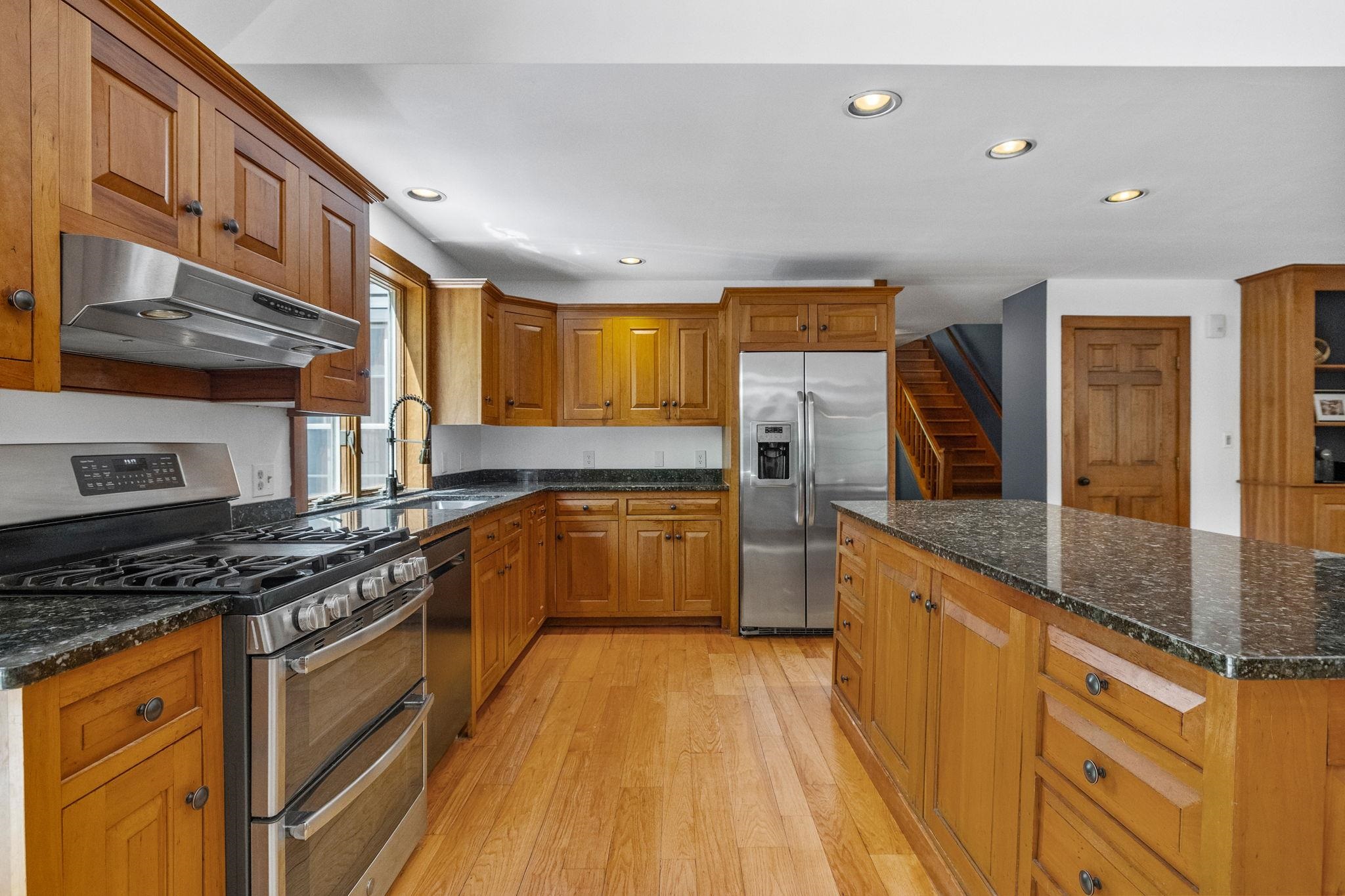 301 Galloping Hill Road Hopkinton, NH 03229 - Photo 15 of 58