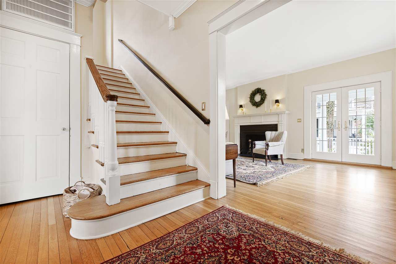 2214 Fairview Road Raleigh, NC 27608 - Photo 2 of 25 Photo 2