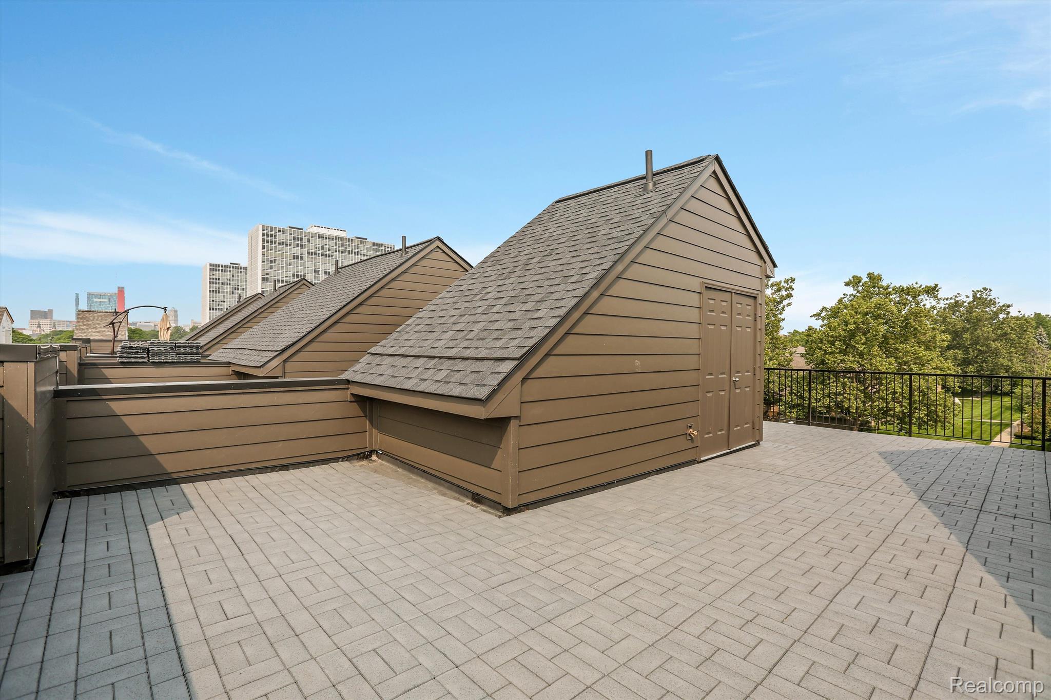 1092 Hampton Circle, Unit 57 Detroit, MI 48207 - Photo 75 of 83 Gallery Image 75