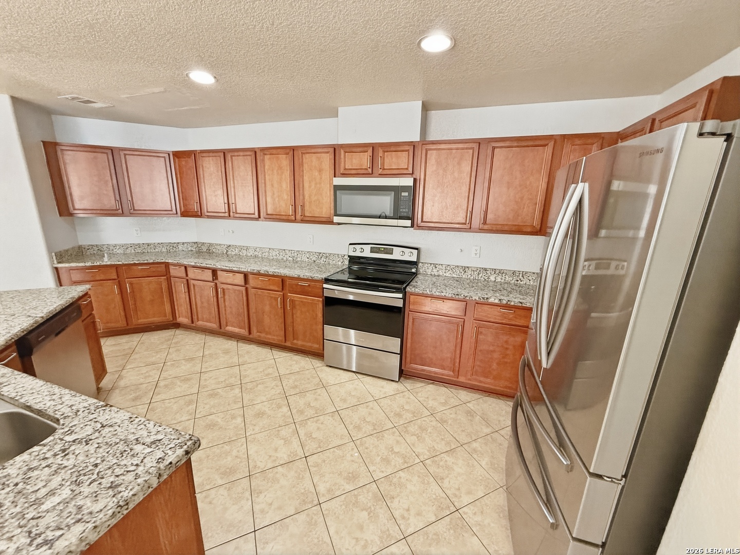 535 Gable Point San Antonio, TX 78251 - Photo 14 of 39