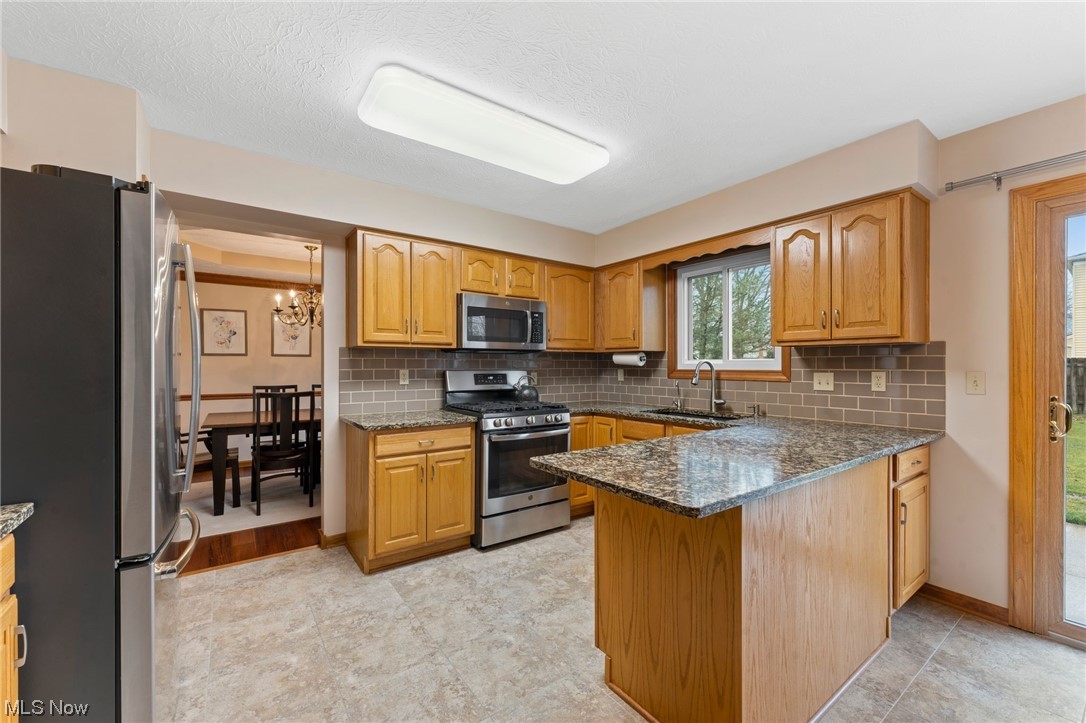 17634 Howe Road Strongsville, OH 44136 - Photo 8 of 29