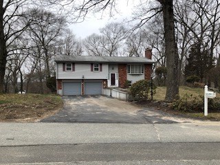 55 High Ridge Drive Cumberland, RI 02864 - Photo 2 of 28