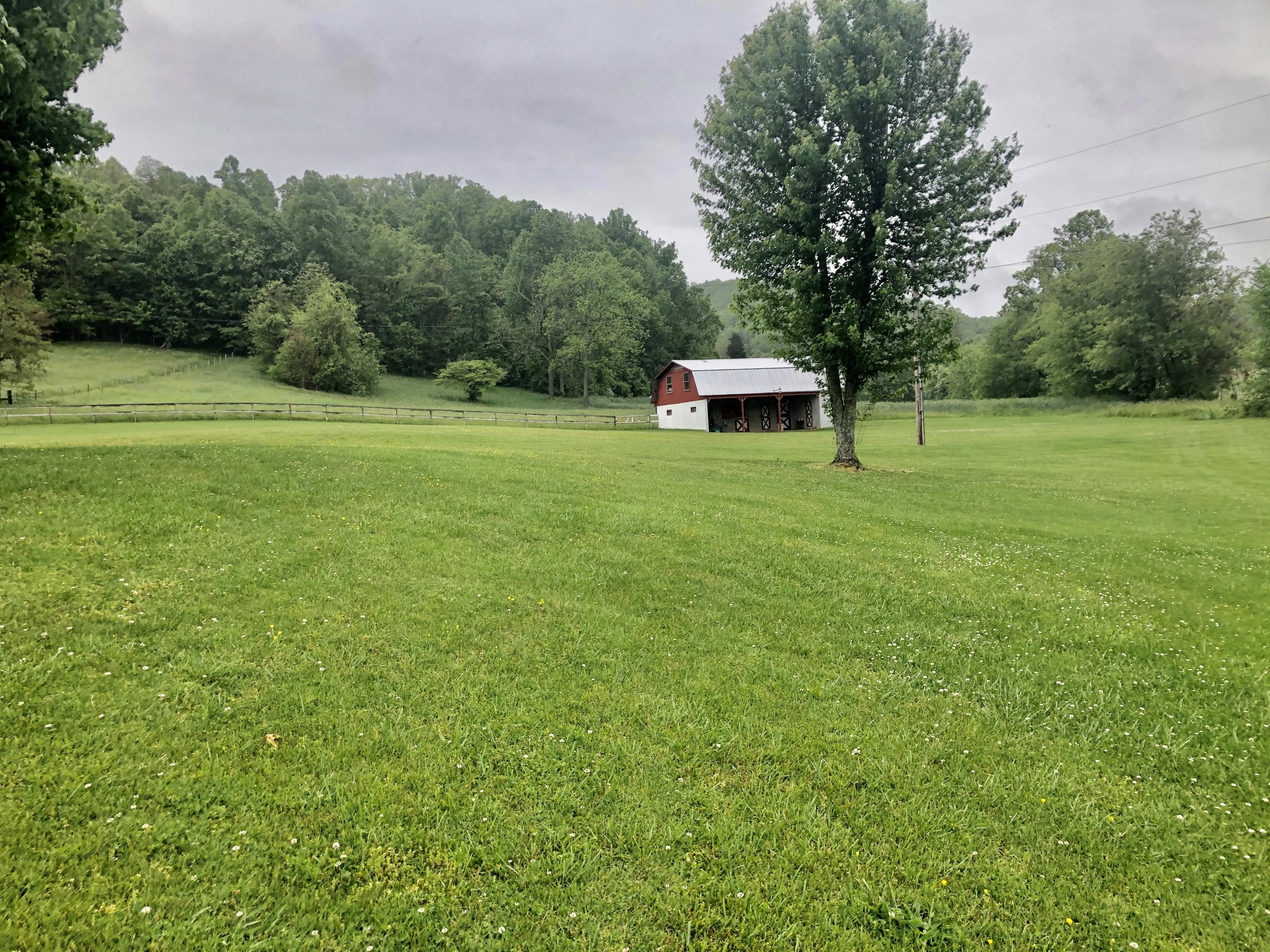 3973 Island Road Bristol, TN 37620 - Photo 4 of 6 01733D47-113C-4992-A9B5-2188BC98724D
