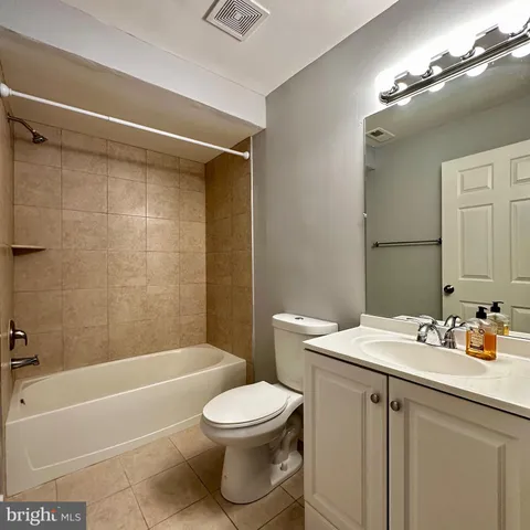 $2,100 | 14162 Cuddy Loop, Unit 103, Woodbridge, VA 22193