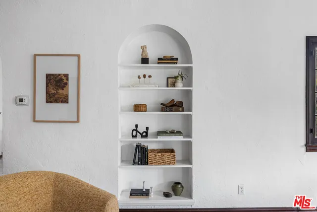 $1,849,000 | 926 South Burnside Avenue, Los Angeles, CA 90036