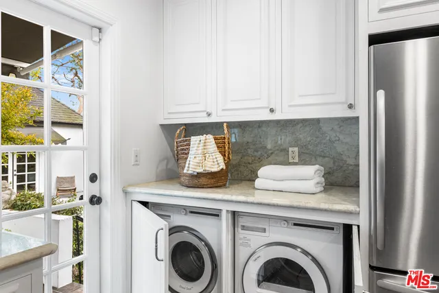 $1,849,000 | 926 South Burnside Avenue, Los Angeles, CA 90036