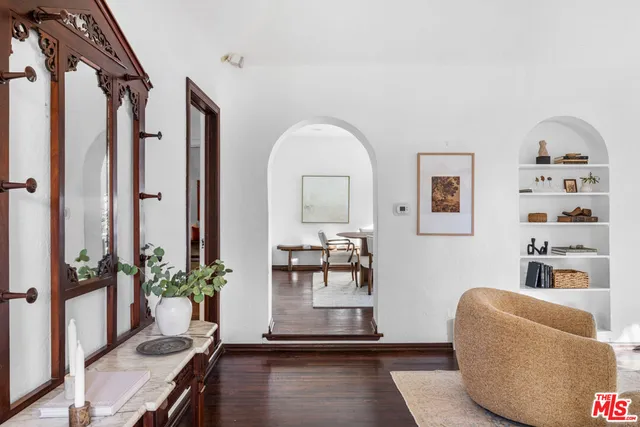 $1,849,000 | 926 South Burnside Avenue, Los Angeles, CA 90036