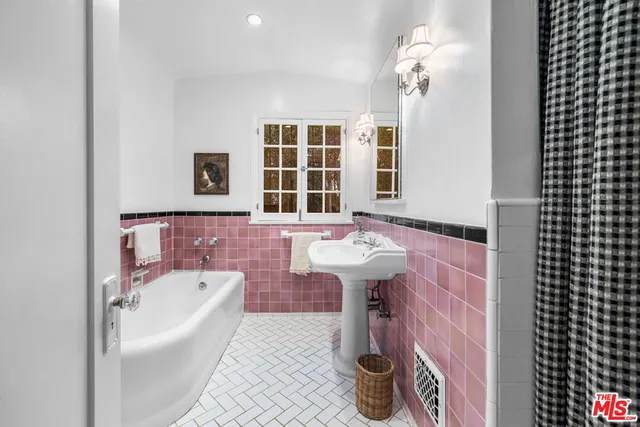 $1,849,000 | 926 South Burnside Avenue, Los Angeles, CA 90036