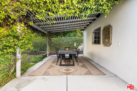 $1,849,000 | 926 South Burnside Avenue, Los Angeles, CA 90036