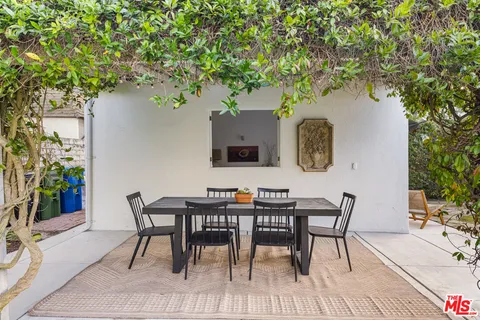 $1,849,000 | 926 South Burnside Avenue, Los Angeles, CA 90036