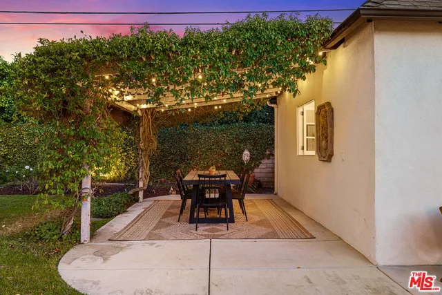 $1,849,000 | 926 South Burnside Avenue, Los Angeles, CA 90036