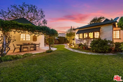 $1,849,000 | 926 South Burnside Avenue, Los Angeles, CA 90036