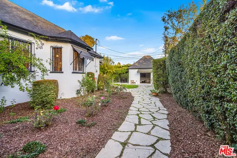 $1,849,000 | 926 South Burnside Avenue, Los Angeles, CA 90036