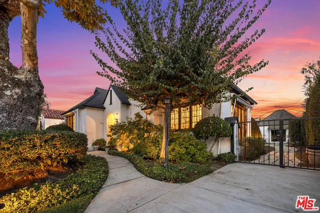 $1,849,000 | 926 South Burnside Avenue, Los Angeles, CA 90036