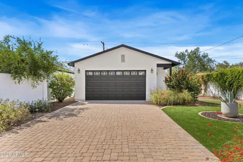 $699,900 | 1501 East Earll Drive, Phoenix, AZ 85014