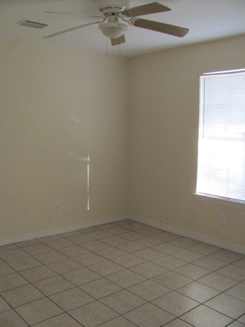 434 West Pedigo Avenue, Unit A2 Foley, AL 36535 - Photo 5 of 8 Bedroom 3