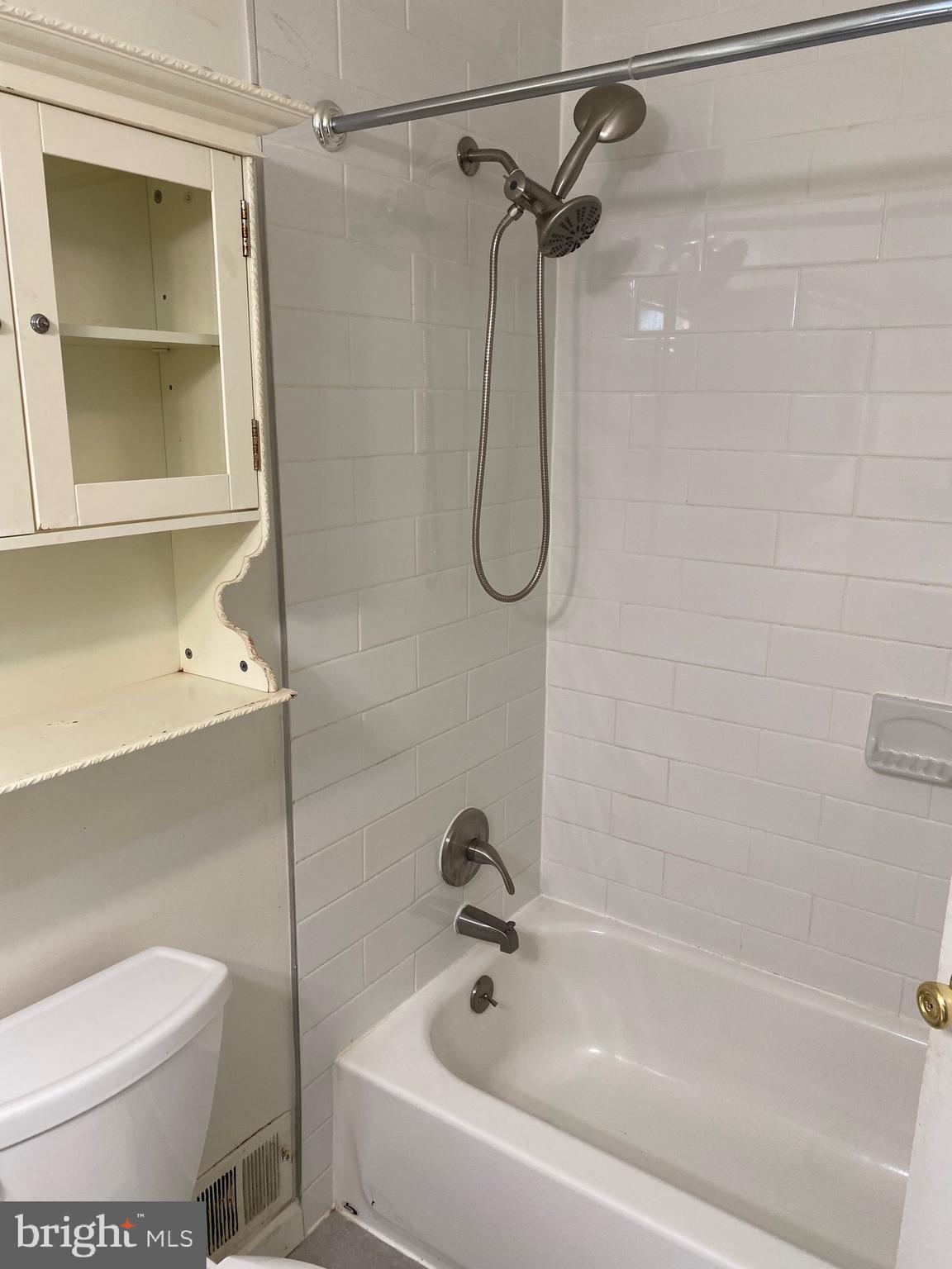 6519 Greenview Lane Springfield, VA 22152 - Photo 20 of 44 Gallery Image 20