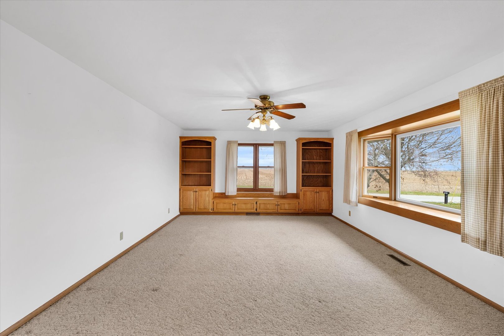 67 North 300 East Road Loda, IL 60948 - Photo 17 of 47 Gallery Image 17