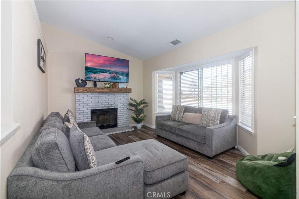 12186 Desert Ranch Road Phelan, CA 92371 - Photo 17 of 40