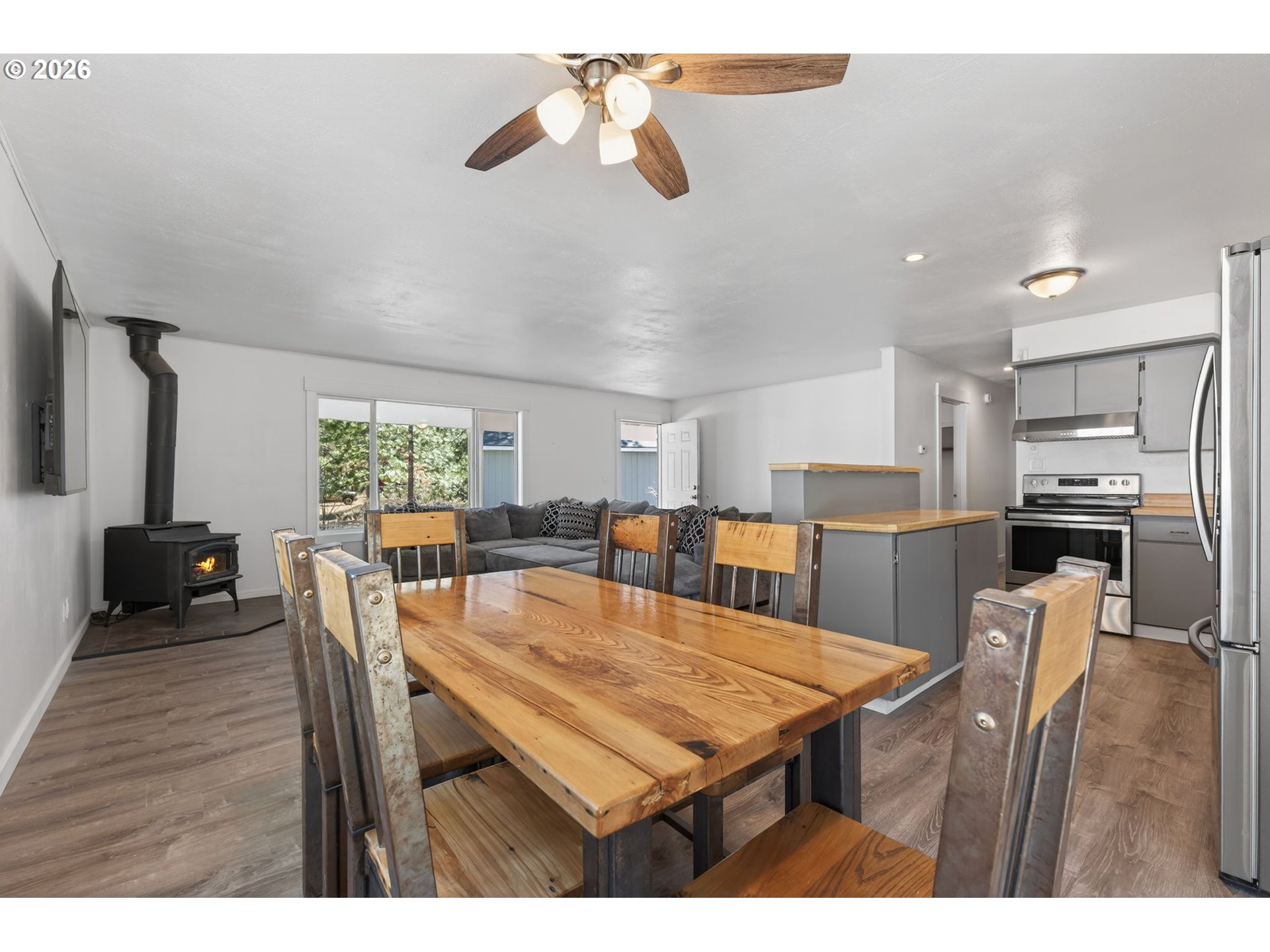 60091 Hopi Road Bend, OR 97702 - Photo 16 of 47