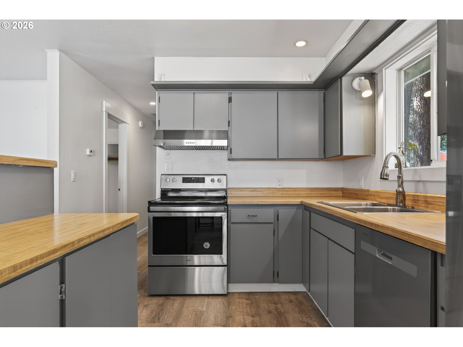 60091 Hopi Road Bend, OR 97702 - Photo 17 of 47