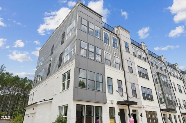 $400,000 | 10545 Pleasant Br Drive, Unit 201, Raleigh, NC 27614