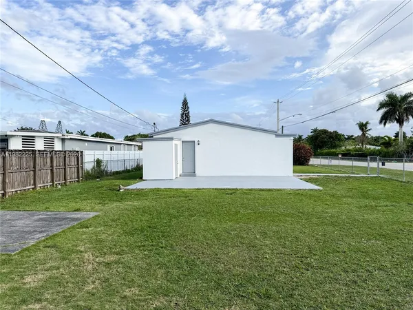 $2,550 | 1401 Northwest 8th Avenue, Homestead, FL 33030