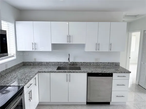 $2,550 | 1401 Northwest 8th Avenue, Homestead, FL 33030