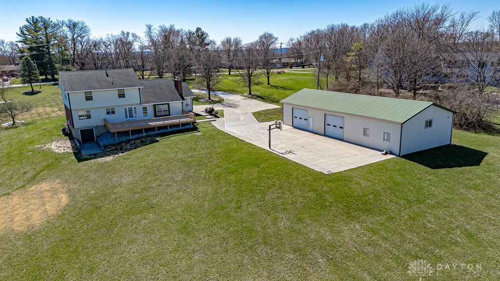 5740 Hendrickson Road Franklin, OH 45005 - Photo 2 of 51 Gallery Image 2