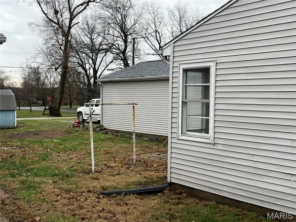 $175,000 | 1111 Mulliken Street, Carlyle, IL 62231