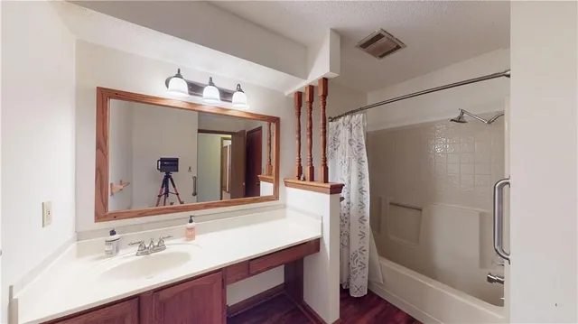 $225,000 | 802 Timberbrook Drive, Nevada, MO 64772