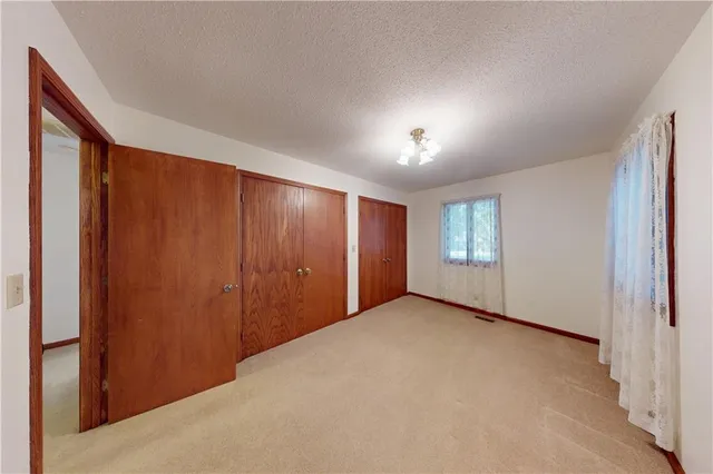 $225,000 | 802 Timberbrook Drive, Nevada, MO 64772