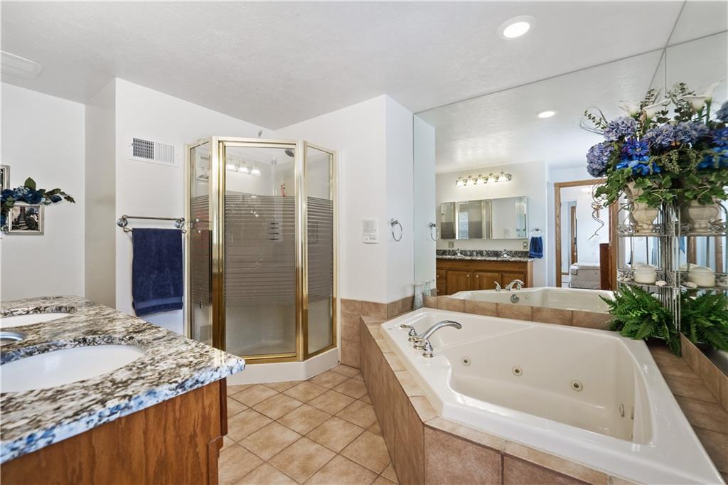 4128 Beehner Road Pittsburgh, PA 15217 - Photo 18 of 25 Gallery Image 18