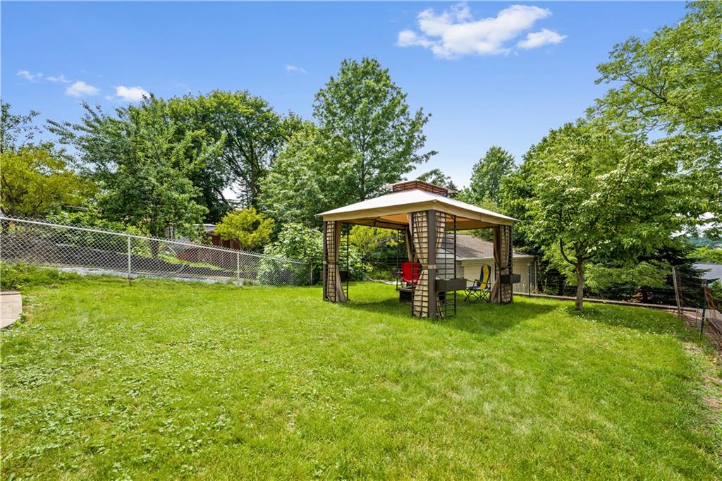 4128 Beehner Road Pittsburgh, PA 15217 - Photo 24 of 25 Gallery Image 24