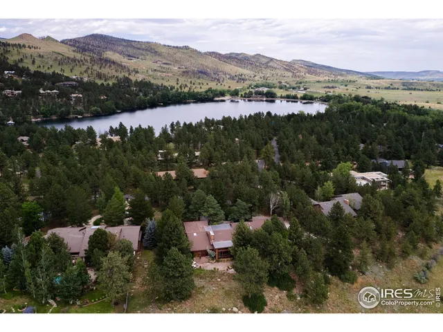 $1,945,000 | 2848 South Lakeridge Trail, Boulder, CO 80302