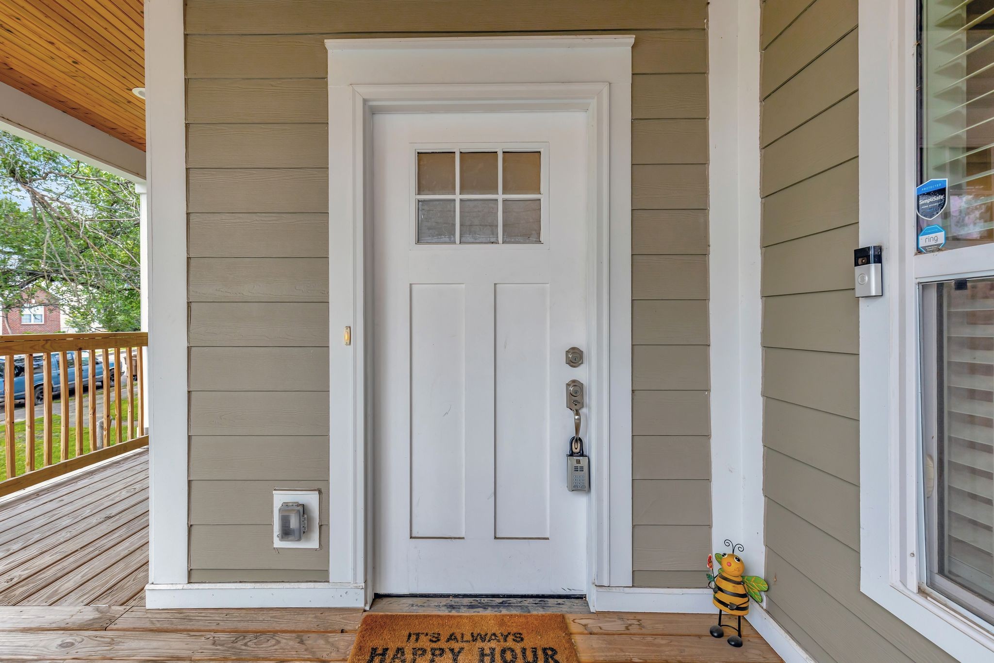 9 Decatur Street Nashville, TN 37210 - Photo 4 of 31 a view of front door of house