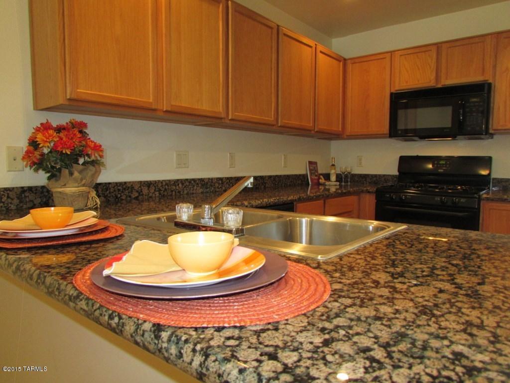 13638 East Mooncloud Way Vail, AZ 85641 - Photo 10 of 28