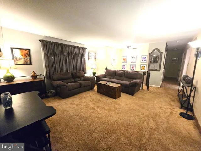 $390,000 | 33 Mulberry Street, Upper Chichester, PA 19061