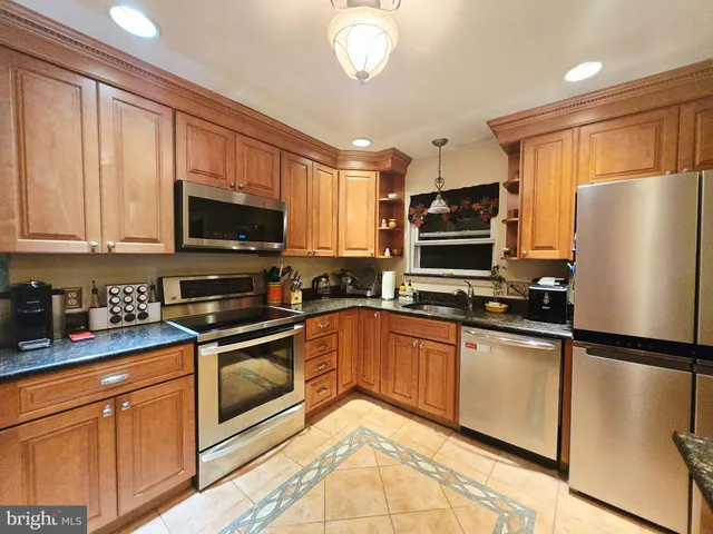 $390,000 | 33 Mulberry Street, Upper Chichester, PA 19061