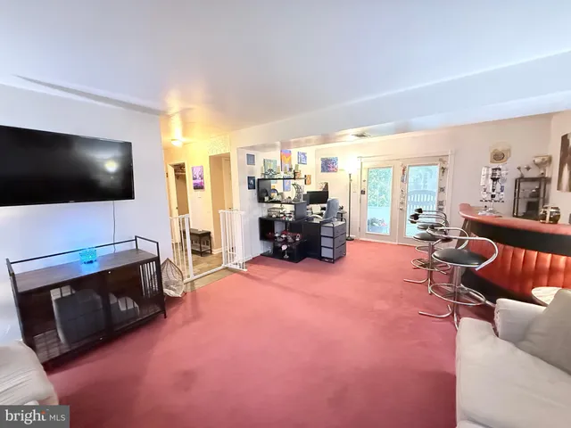 $390,000 | 33 Mulberry Street, Upper Chichester, PA 19061