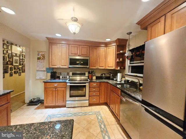 $390,000 | 33 Mulberry Street, Upper Chichester, PA 19061