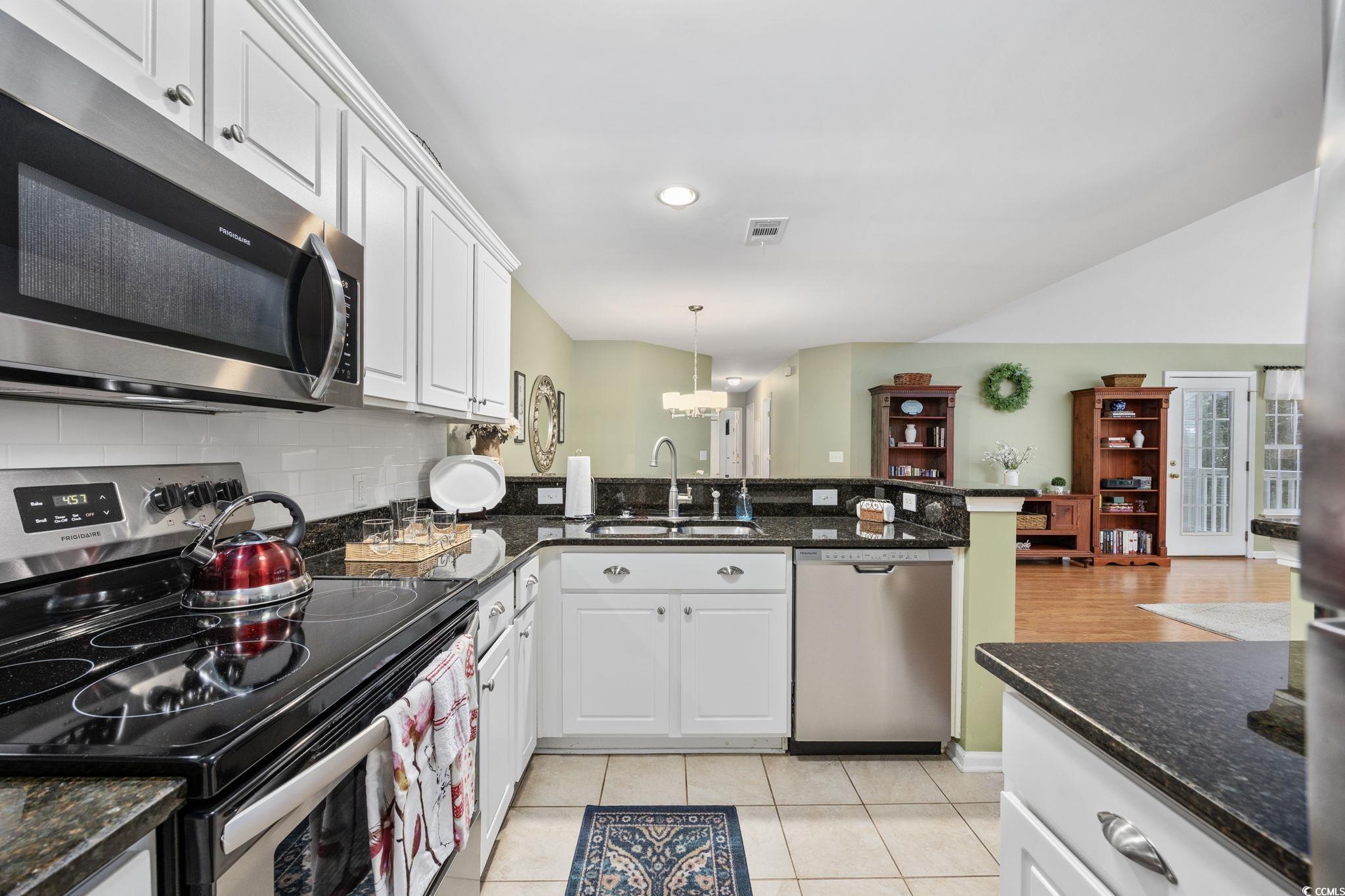 19 Pistachio Loop, Unit H Murrells Inlet, SC 29576 - Photo 13 of 38 Gallery Image 13