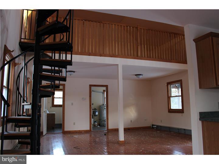 2040 Upper Ridge Road Green Lane, PA 18054 - Photo 12 of 13
