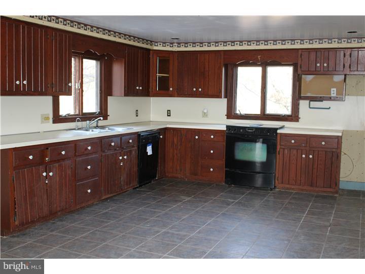 2040 Upper Ridge Road Green Lane, PA 18054 - Photo 3 of 13