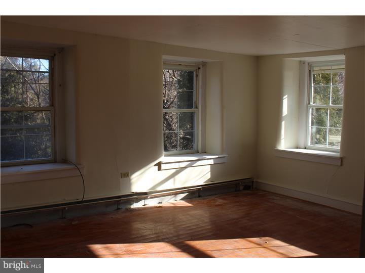 2040 Upper Ridge Road Green Lane, PA 18054 - Photo 7 of 13