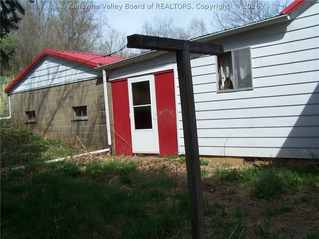 5585 Broad Run Road Letart, WV 25253 - Photo 10 of 22 Gallery Image 10