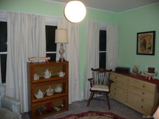 164 Moran Road Grosse Pointe, MI 48236 - Photo 16 of 25 P1020623.JPG