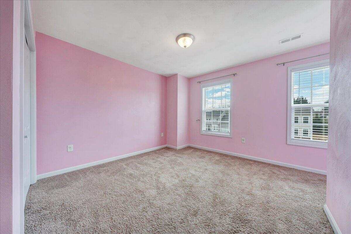 427 Cambridge Ct Road Vinton, VA 24179 - Photo 28 of 46 a view of an empty room with a window