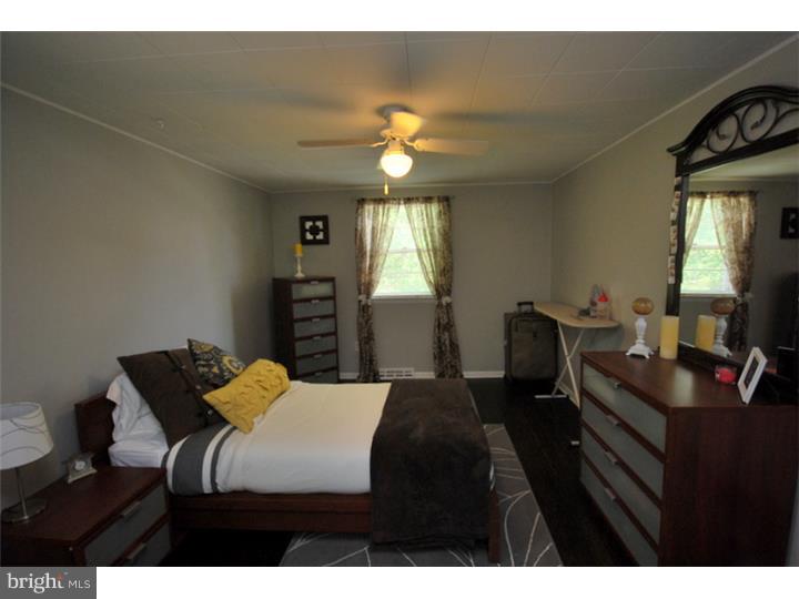 9726 Beacon Road Philadelphia, PA 19115 - Photo 16 of 24